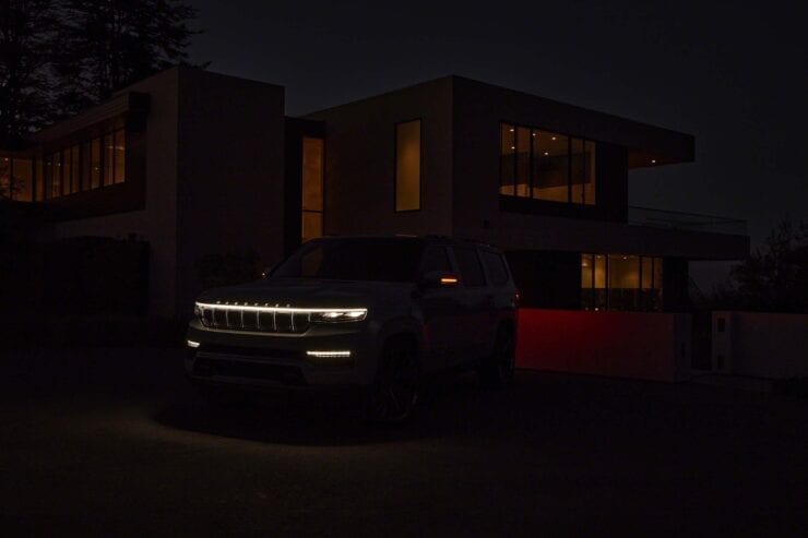 Jeep Grand Wagoneer