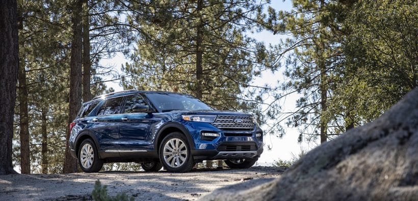 Ford, Lincoln recall: 422k SUVs recalled for rearview camera image