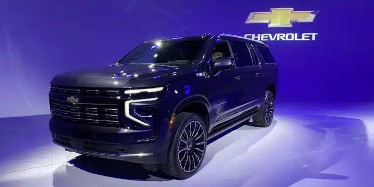 2025 chevy suburban