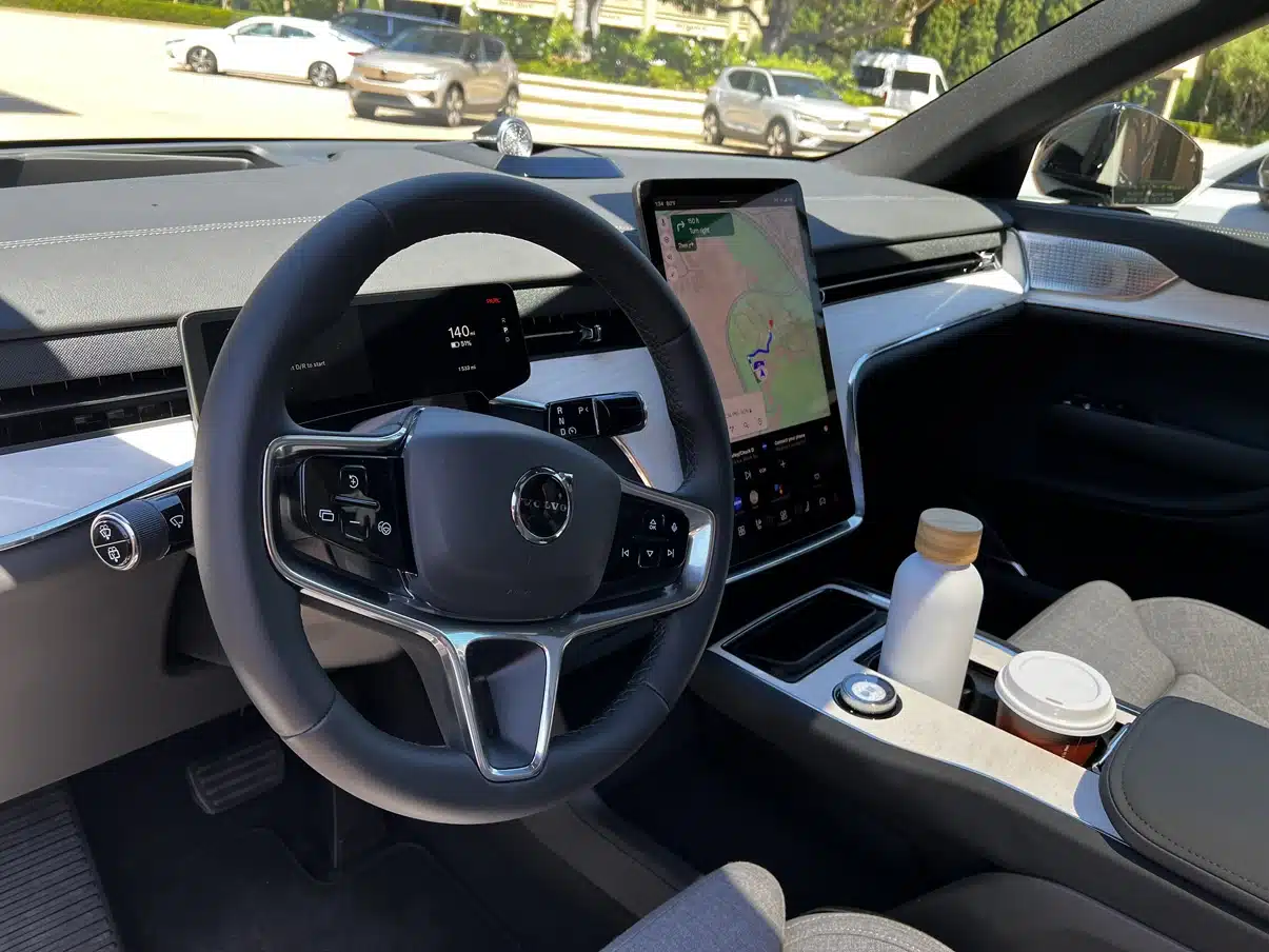 2025 volvo ex90 24