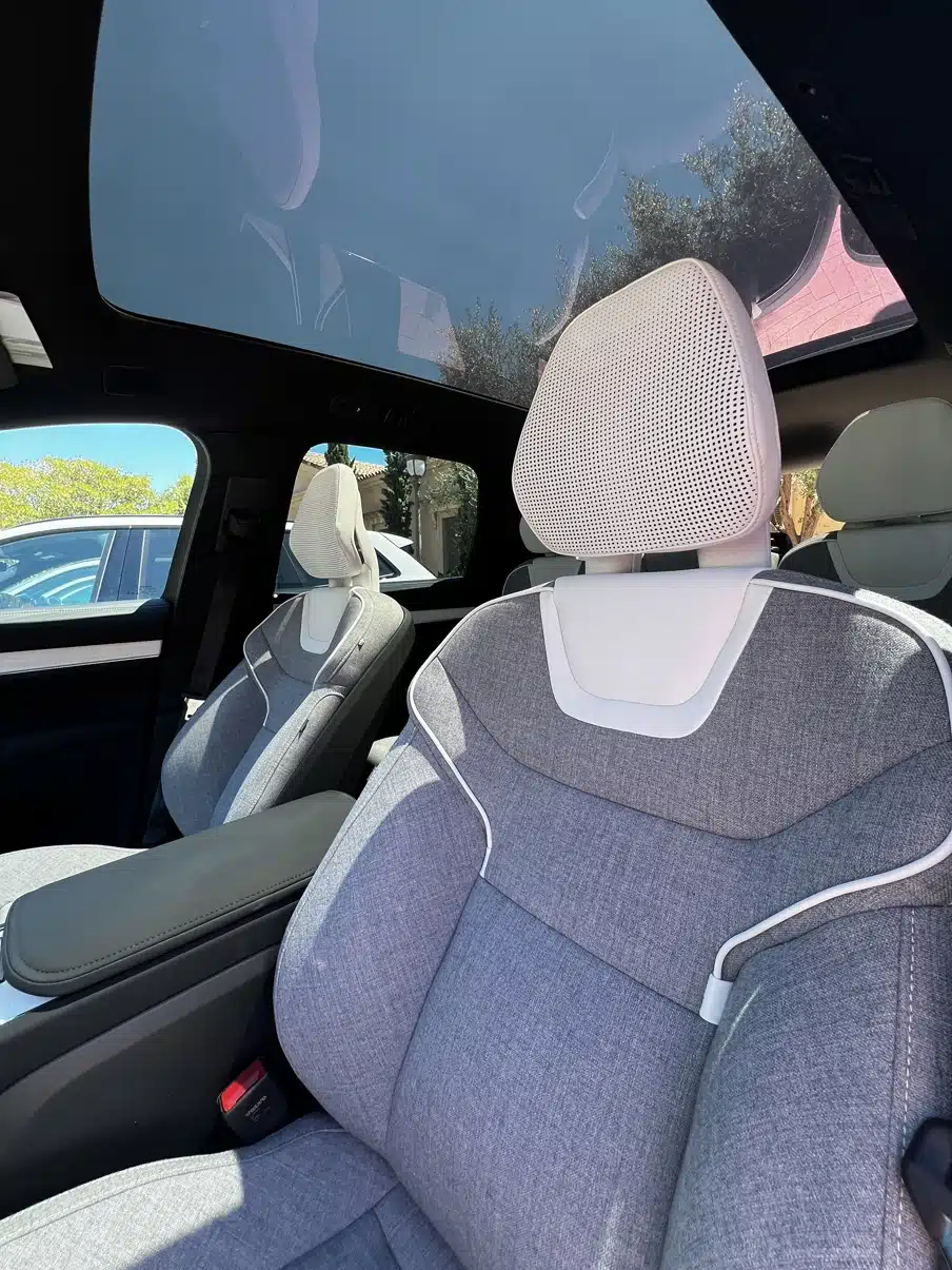 2025 volvo ex90 26