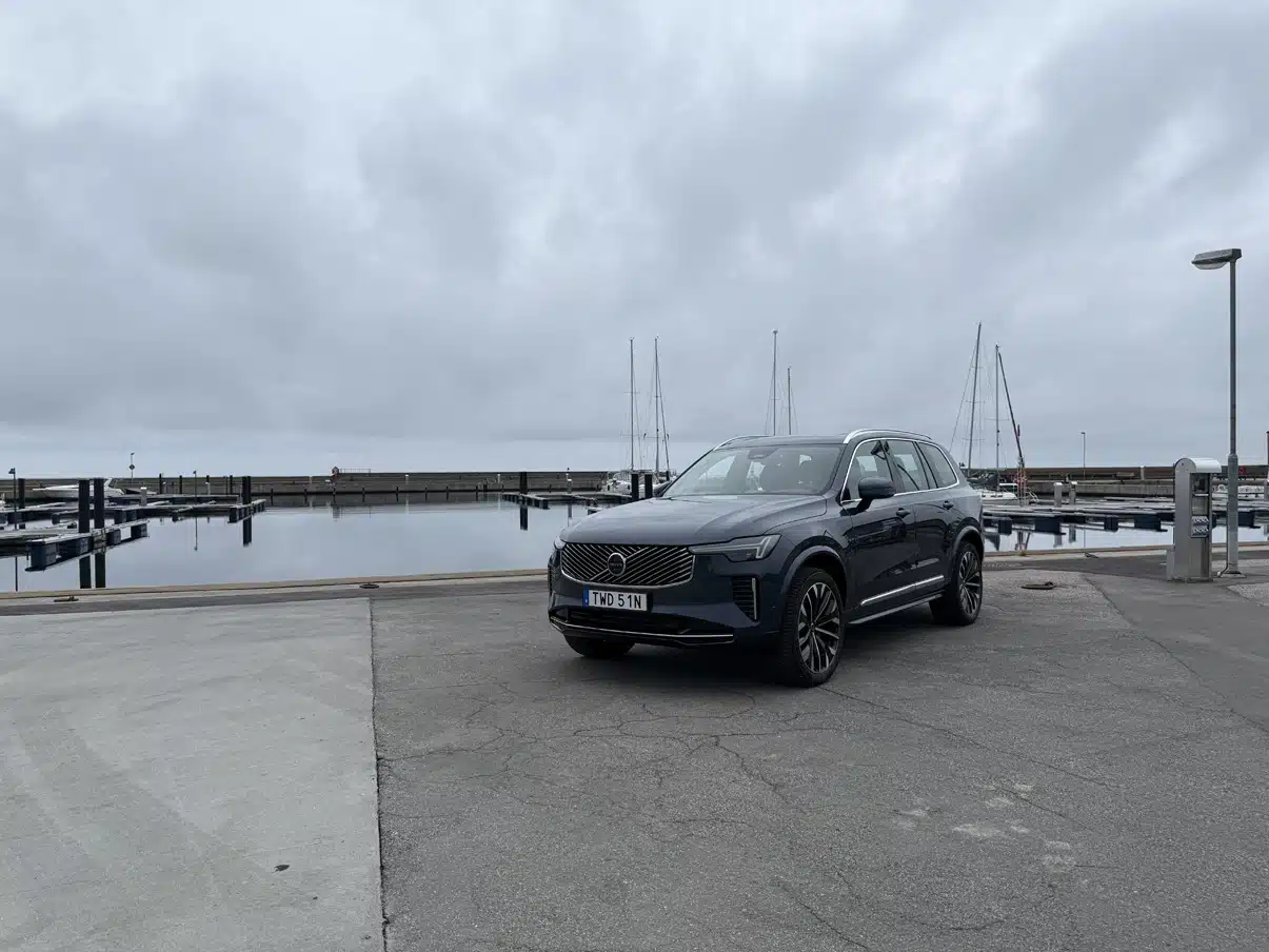 2025.5 volvo xc90 3