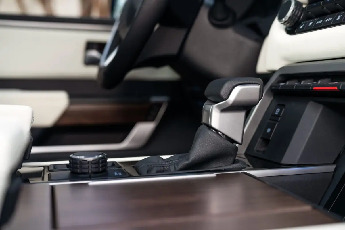 2024 Toyota Sequoia shifter image 3