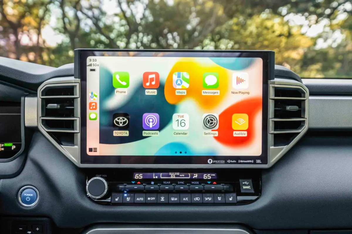 2024 Toyota Sequoia screen image 4