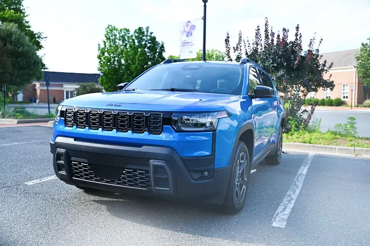 2026 jeep cherokee limited redo image 4