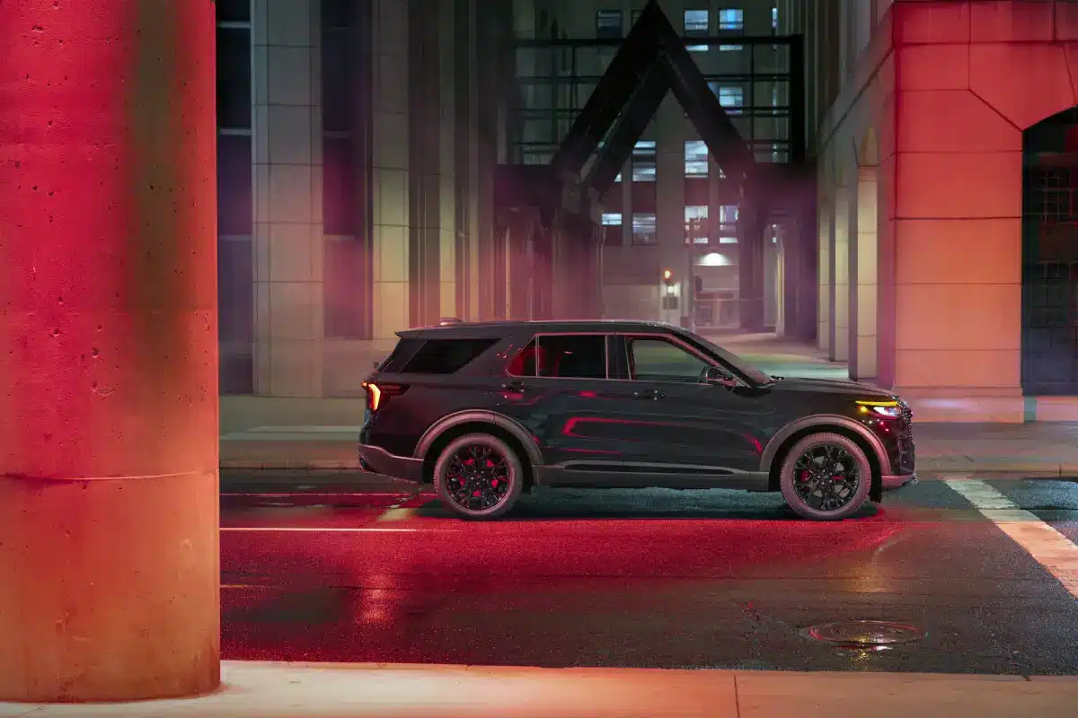 2027 ford explorer st sinister package 05
