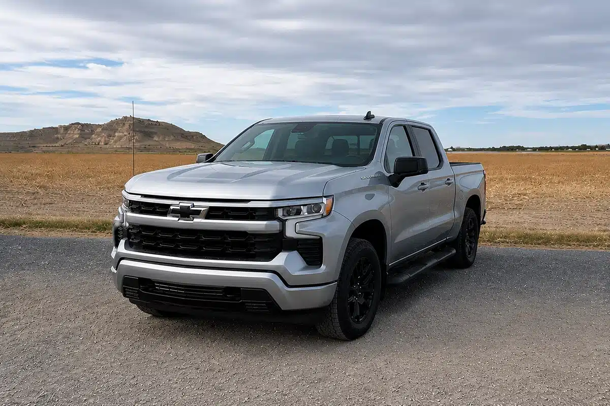 2026 Toyota Tundra Limited vs Chevy Silverado 1500 5