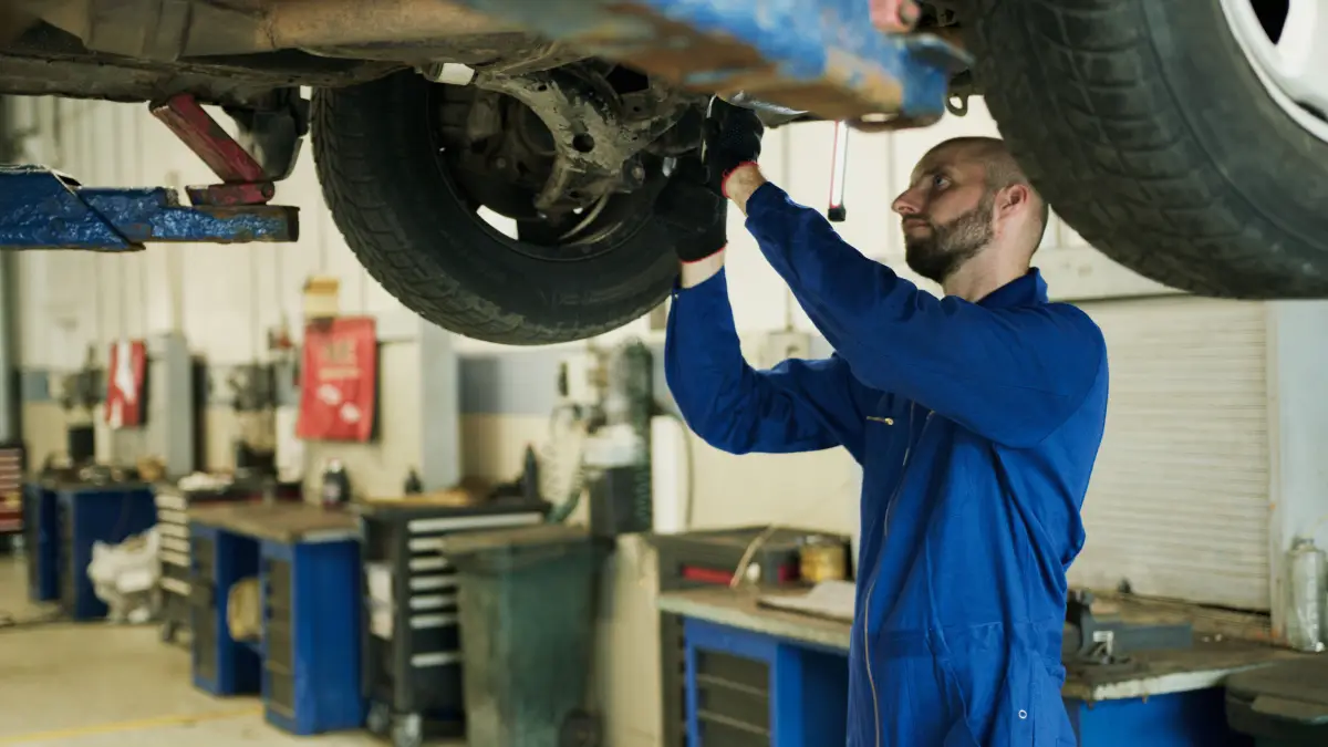 A truck getting its engine coolant changed. Image courtesy of Pexels.