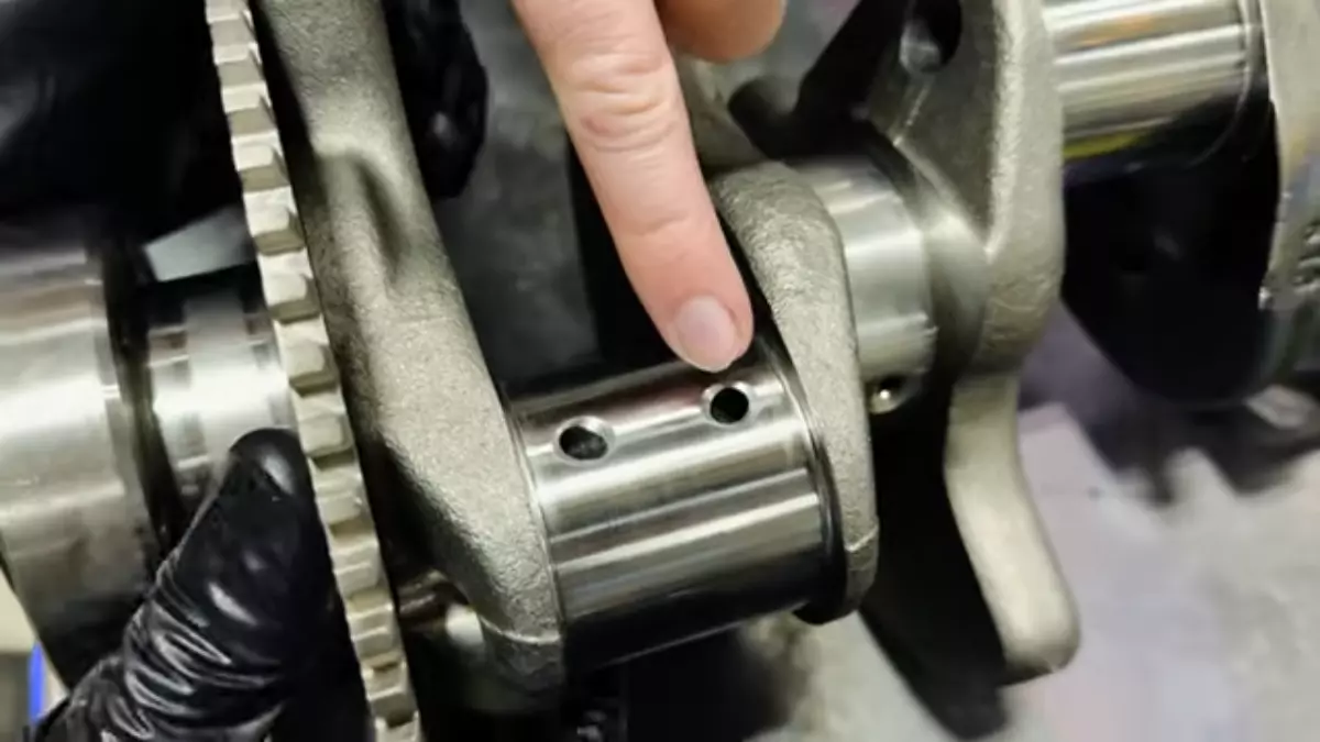 gm lost a billion dollars because of this engine! 21 10 screenshot