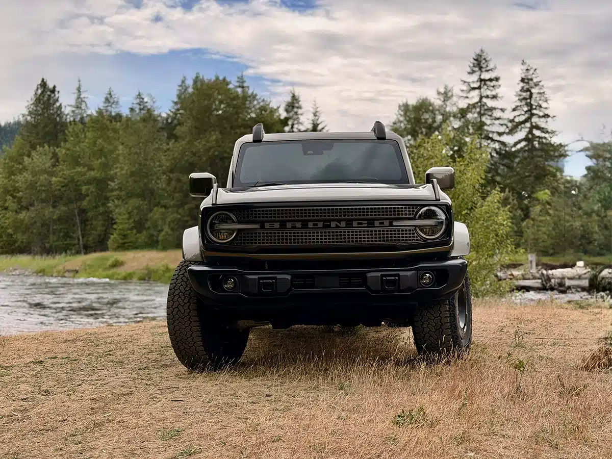 Ford Bronco Filson 11