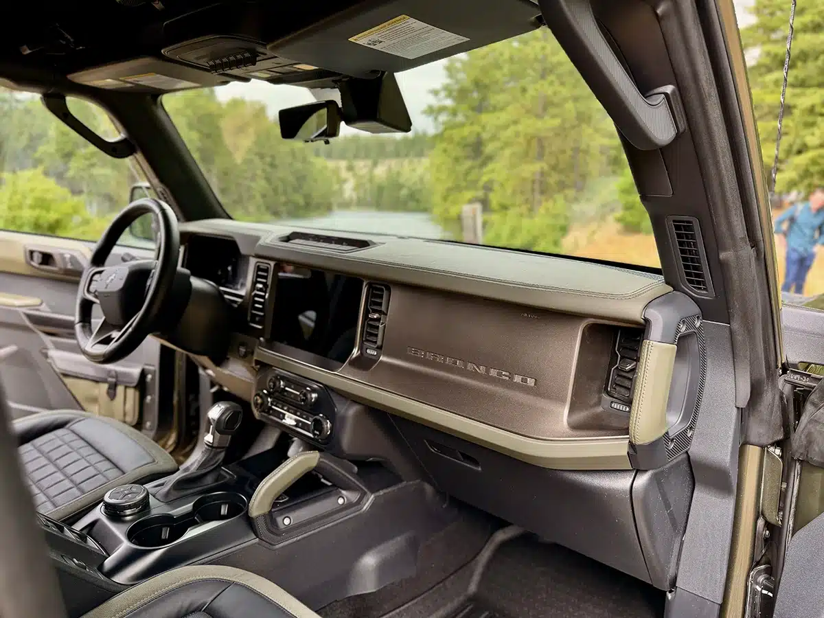 Ford Bronco Filson 8