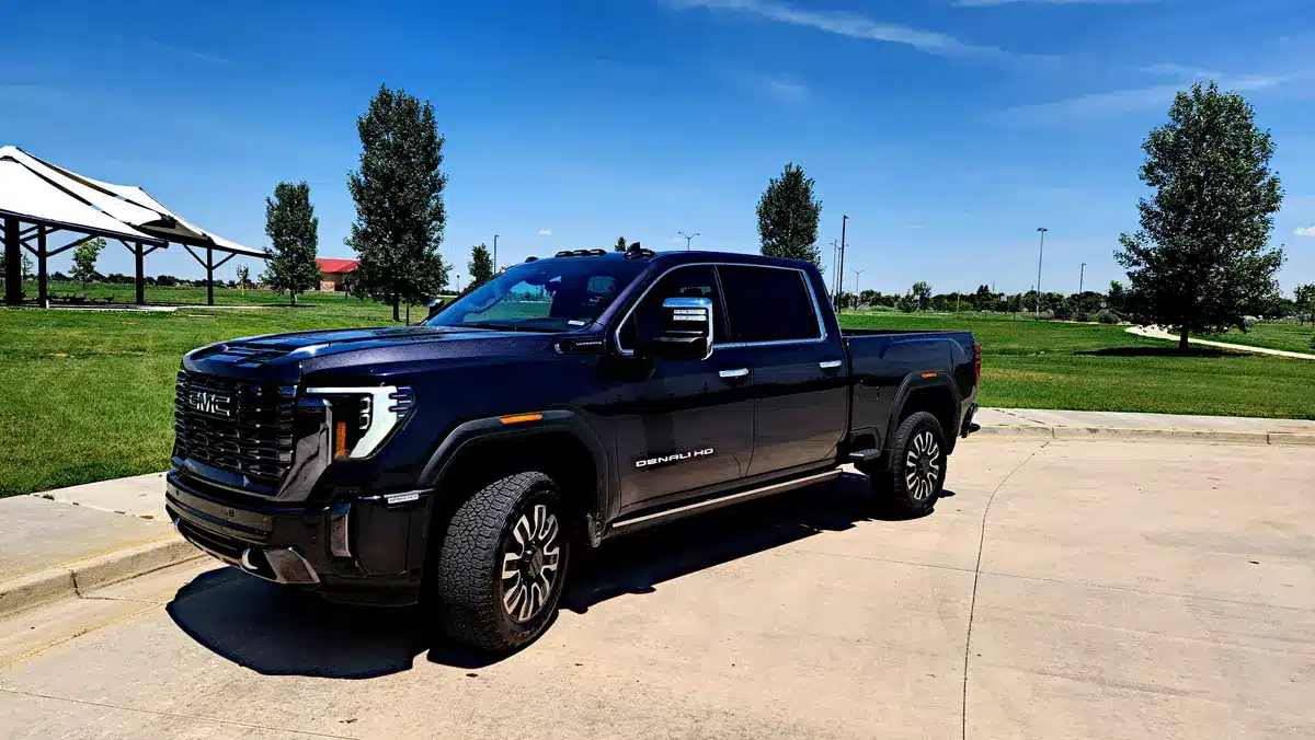2023 gmc sierra 2500hd denali (2)