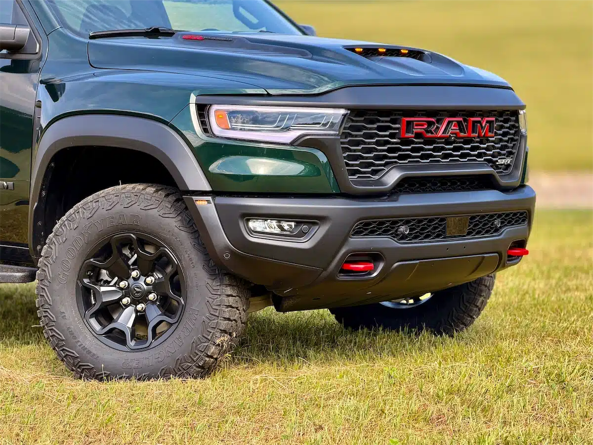2027 ram 1500 trx srt 31