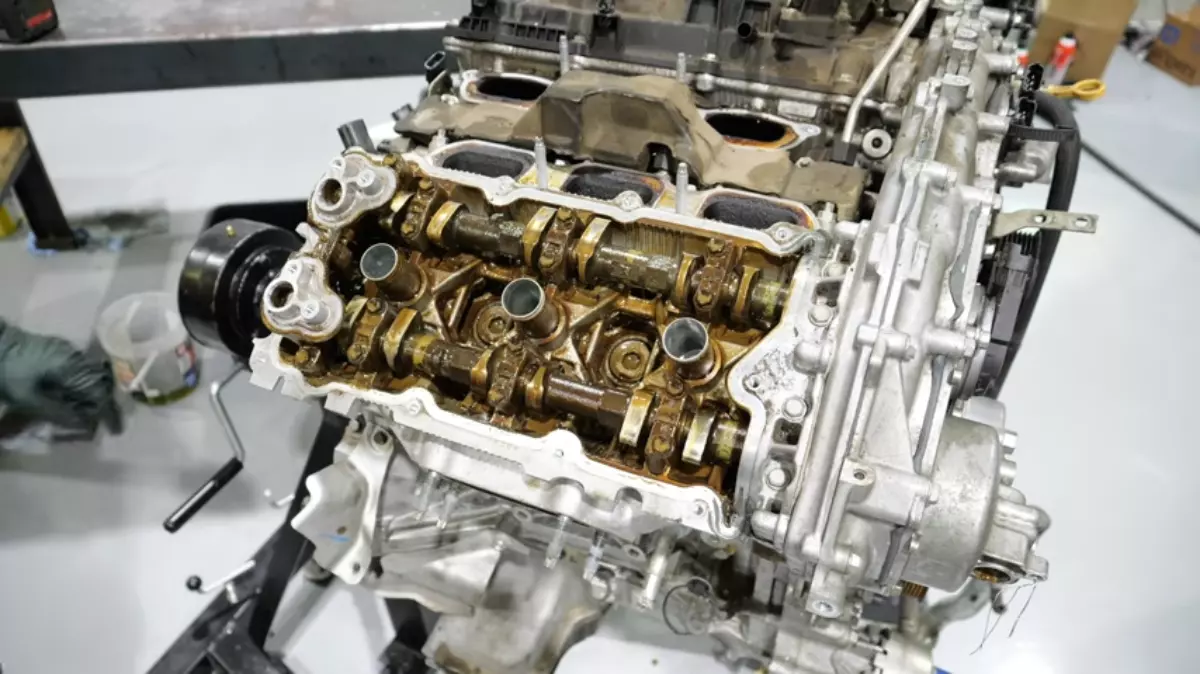 more trouble for nissan the new frontier 3.8l v6 has a fatal design flaw. vq38dd engine teardown. 5 59 screenshot