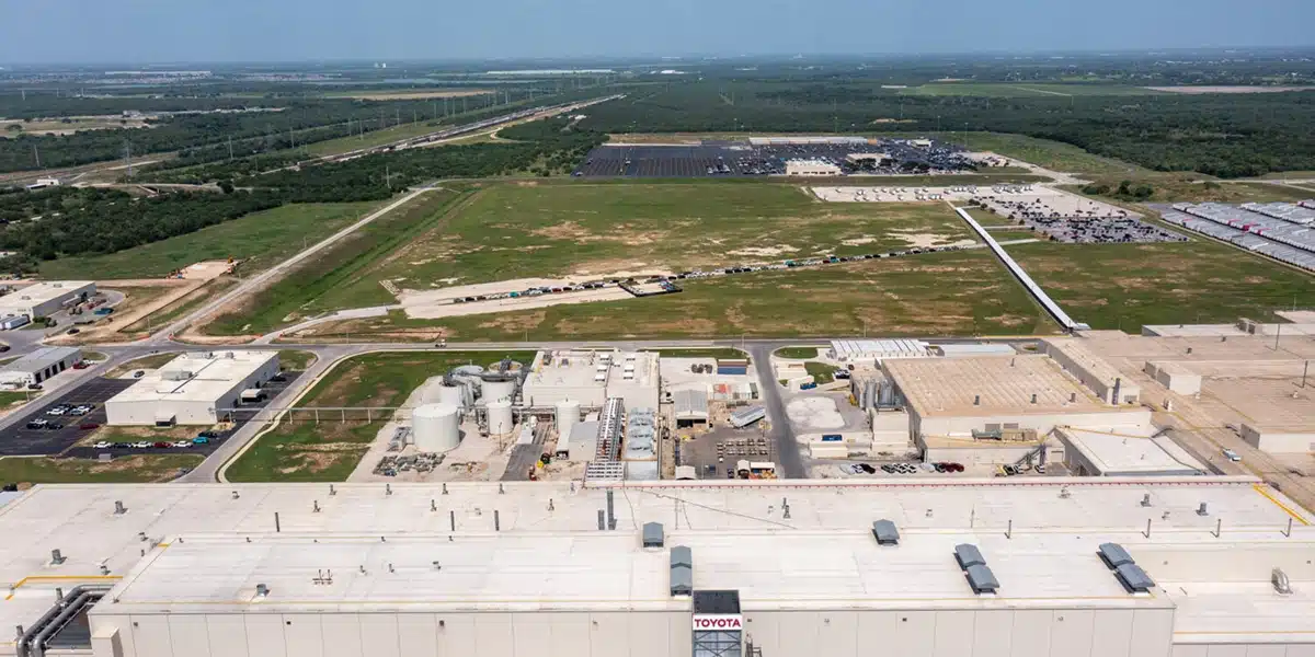 Toyota Tacoma production 3