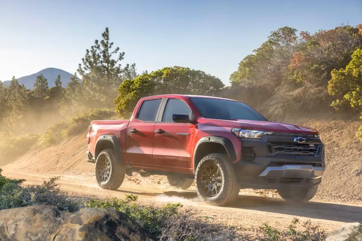 2027 Chevrolet Colorado 4