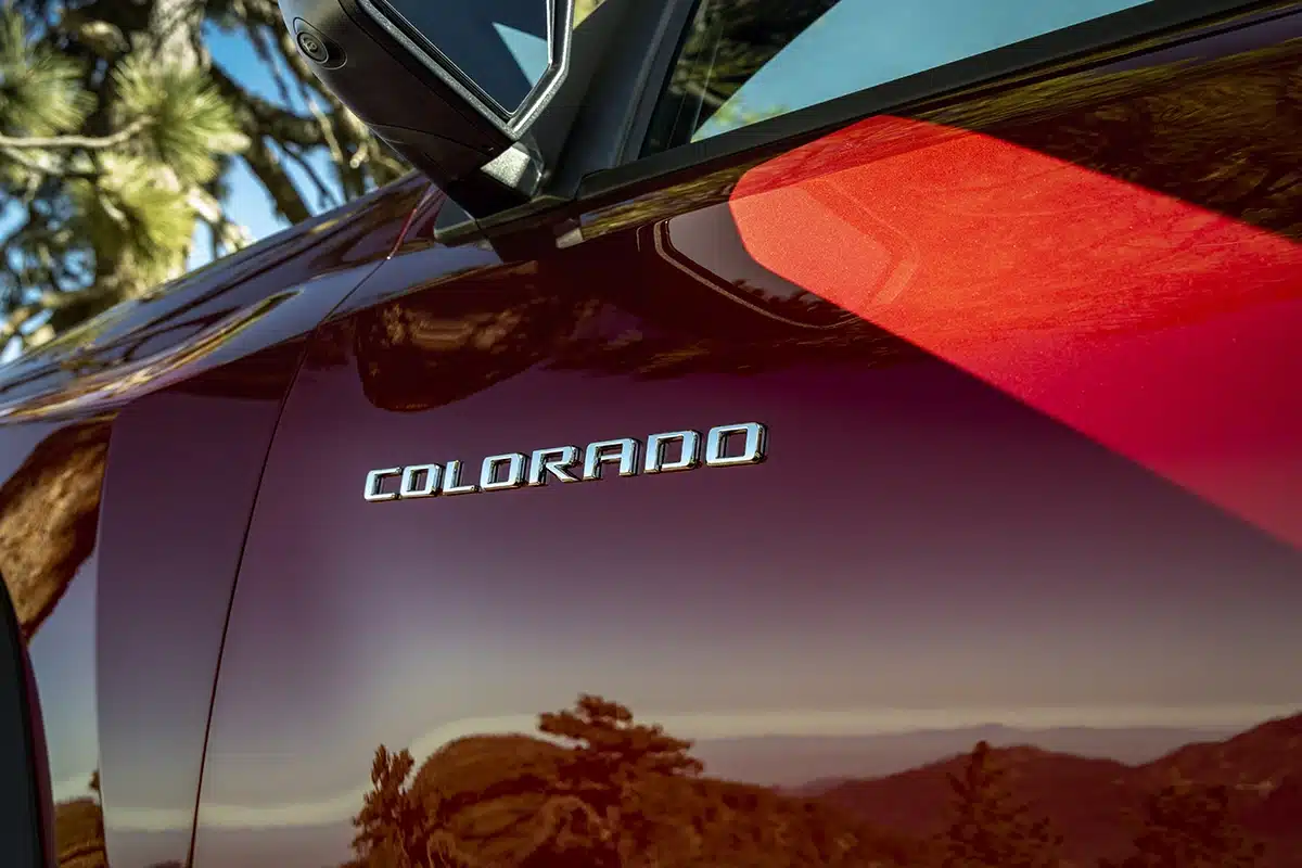 2027 Chevrolet Colorado 2