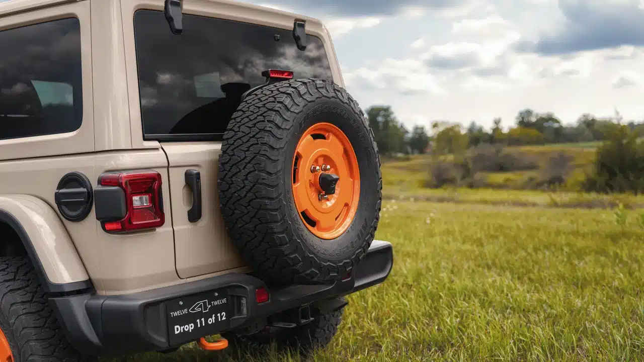 Orange spare wheel and rear tow hook on the 2027 Jeep Wrangler JL-2A