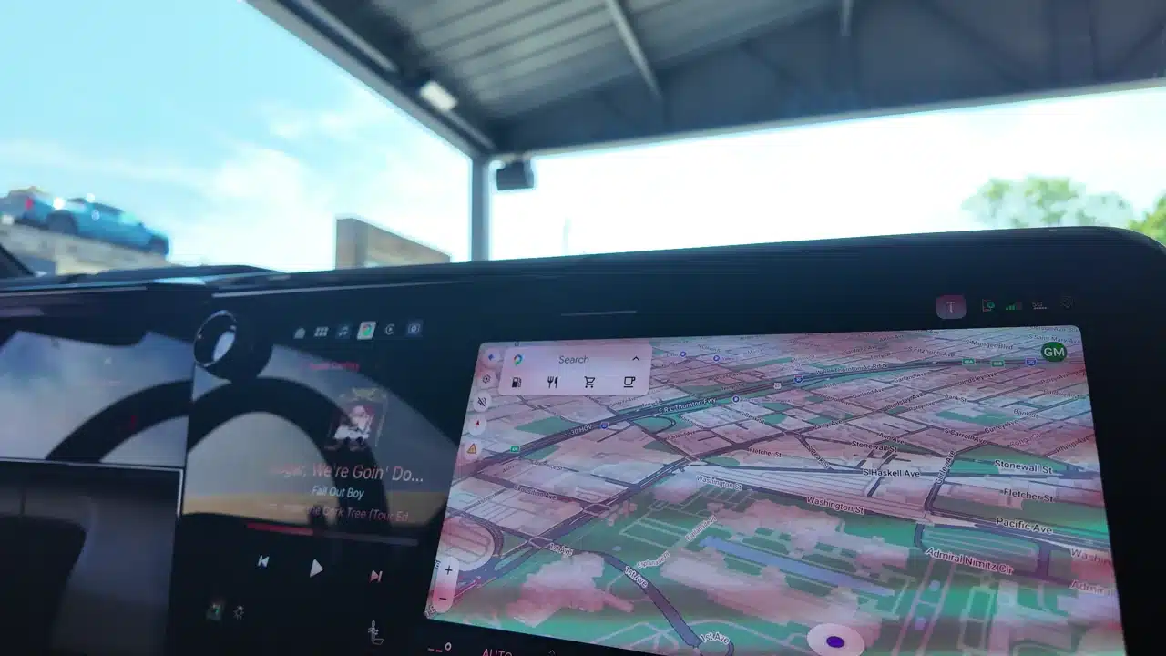 Native Google Maps alongside CarPlay audio in the GM truck