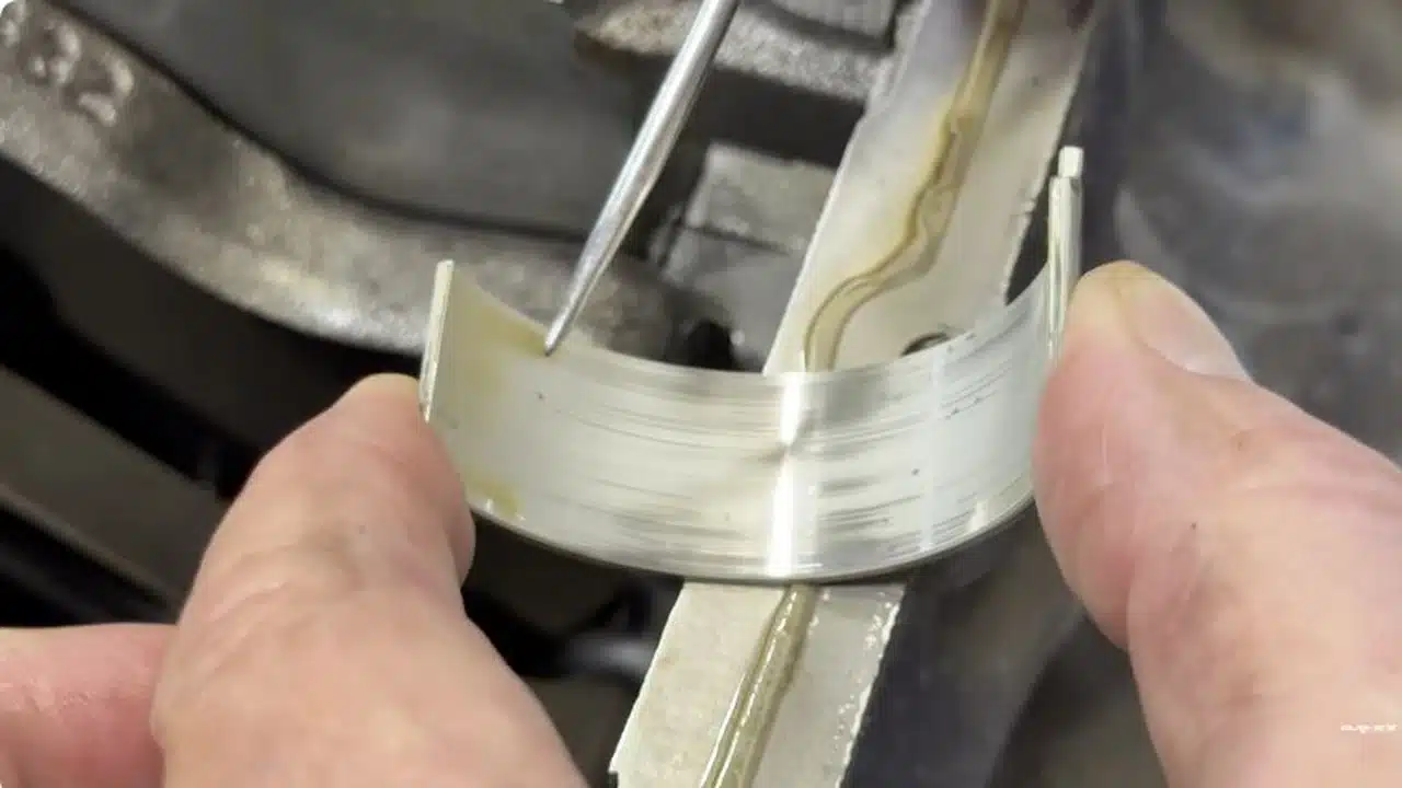 GM 6.2L engine bearing wear shown in Dave’s Auto Center teardown