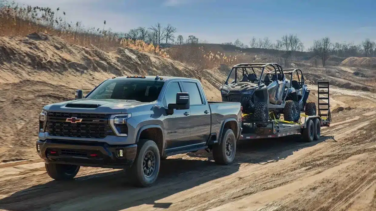 Chevrolet Silverado HD ZR2 diesel towing off-road vehicles