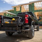2022 Chevrolet Silverado 2500 Multi-Flex Tailgate