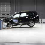 iihs cadillac xt6 1
